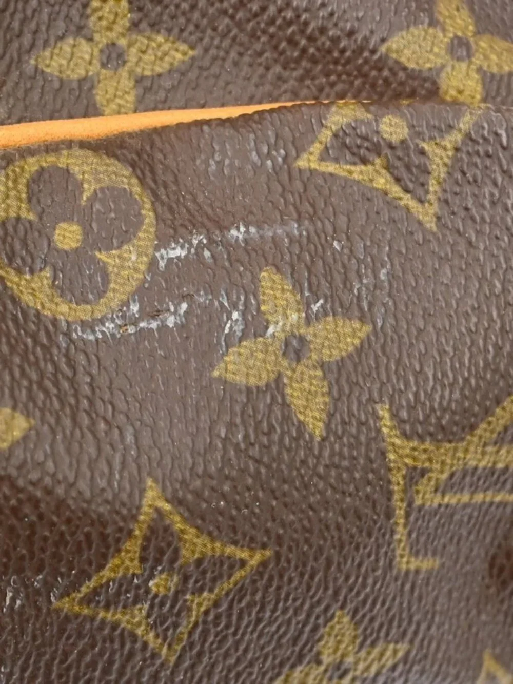 LOUIS VUITTON MONOGRAM KEEPALL BANDOULIERE 60 BAG - Picture 4 of 16